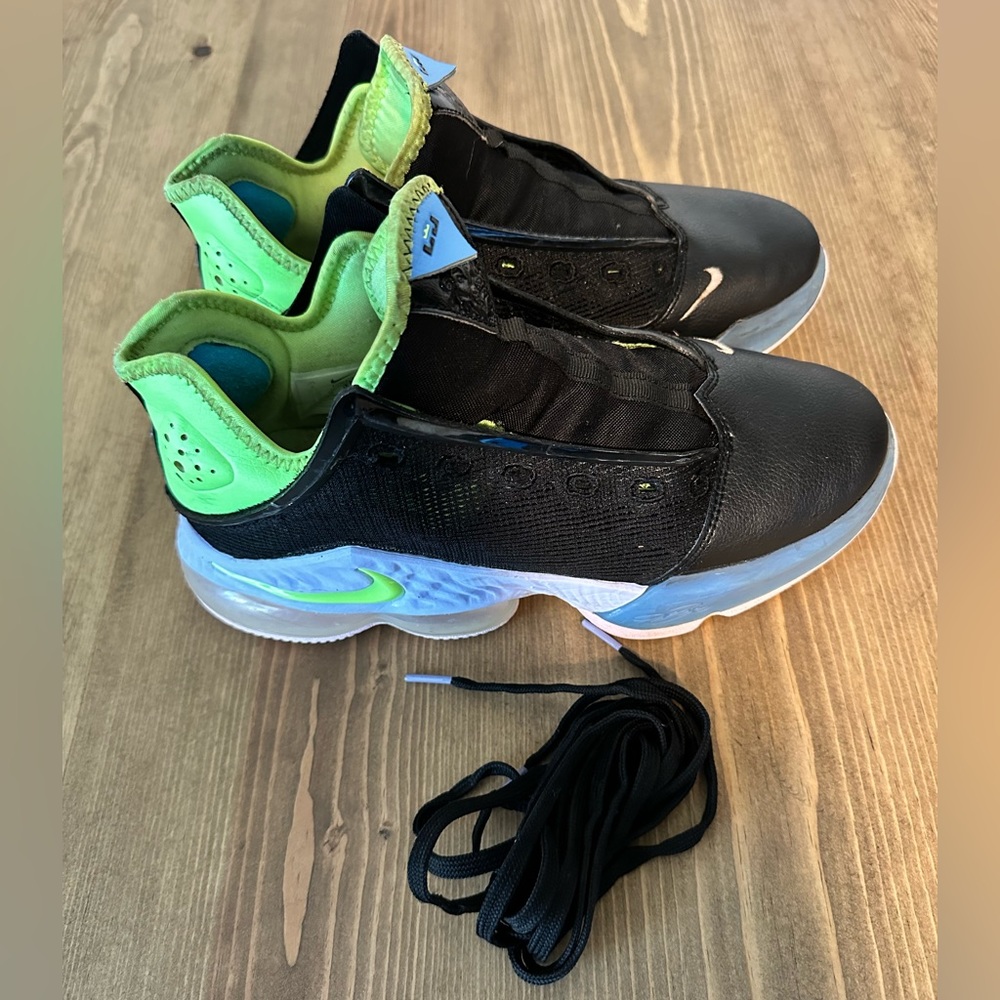 Nike LeBron 19 Low Basketball Shoes